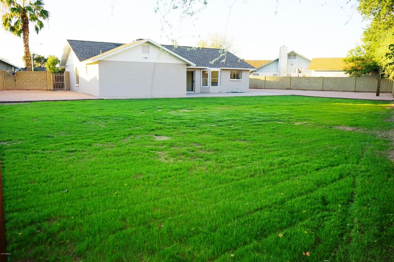 5051 E Fairbrook Cir, Mesa, AZ 85205