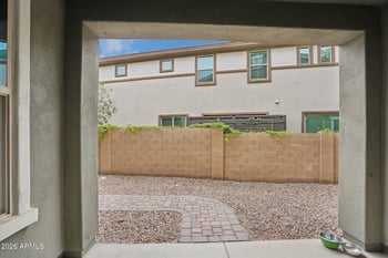 5051 Girard St, Gilbert, AZ 85298