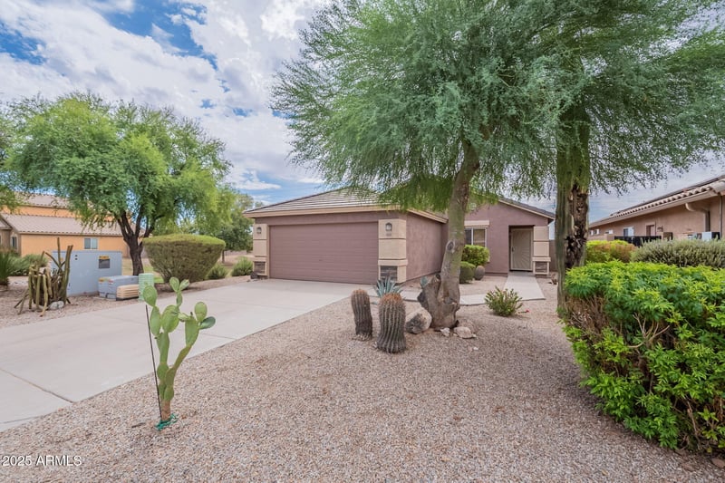 5053 Silverbell Rd, San Tan Valley, AZ 85143