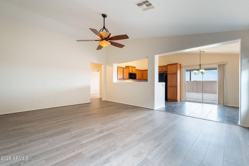 5053 Silverbell Rd, San Tan Valley, AZ 85143