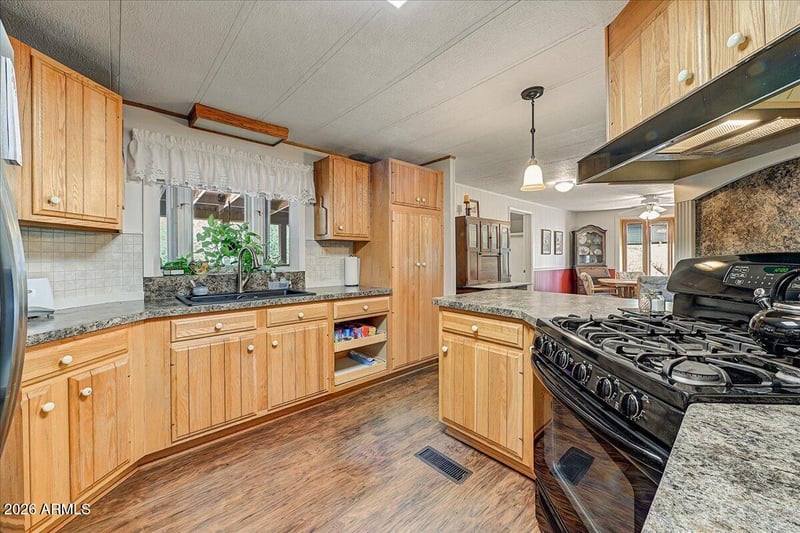 5054 Summerset Cir, Cave Creek, AZ 85331