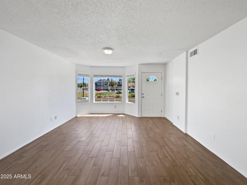 5054 Mercury Way, Chandler, AZ 85226
