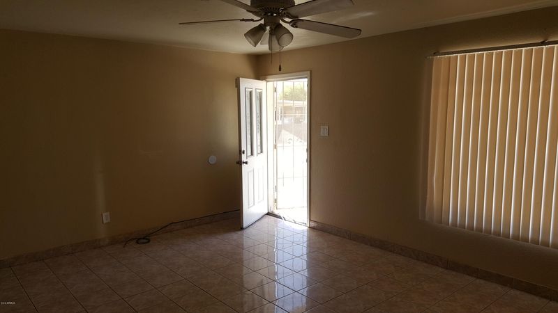 5056 W Avalon Dr, Phoenix, AZ 85031