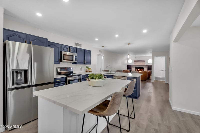 506 Ellis Dr, Tempe, AZ 85282