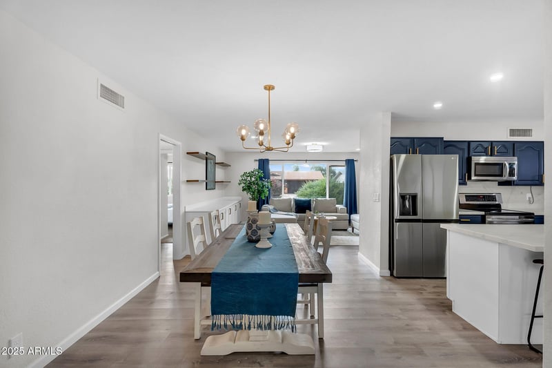 506 Ellis Dr, Tempe, AZ 85282