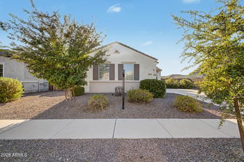 5060 N 84th Dr, Glendale, AZ 85305
