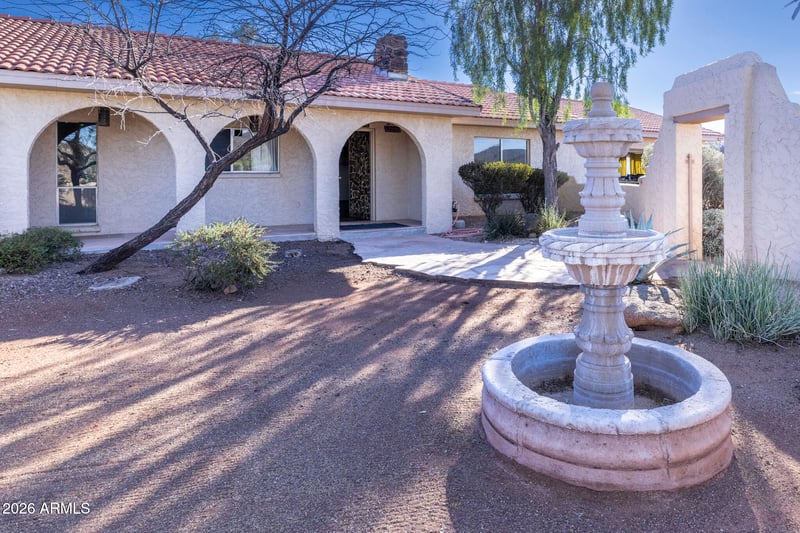 50603 296th Ave, Wickenburg, AZ 85390