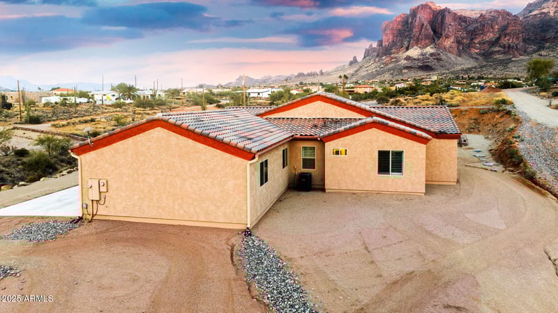 5063 Reavis St, Apache Junction, AZ 85119