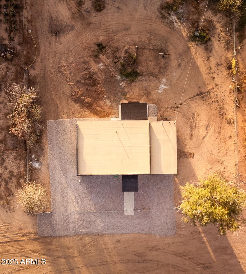 50644 1st St, Aguila, AZ 85320