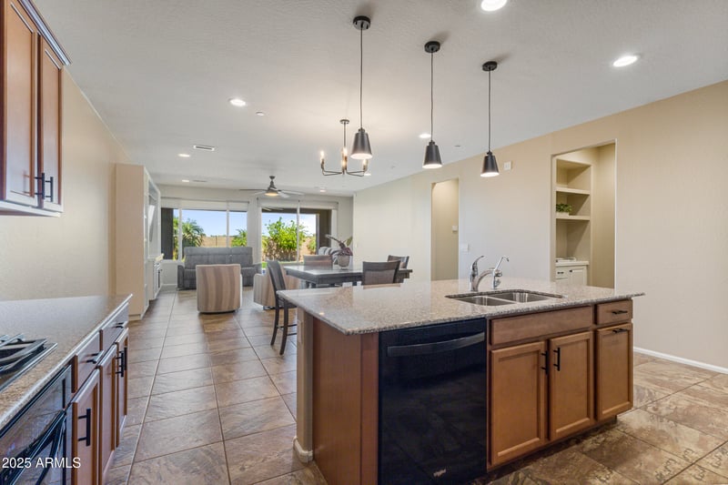 5065 145th Dr, Litchfield Park, AZ 85340