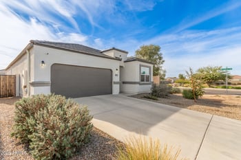 5065 Emery Rd, San Tan Valley, AZ 85143