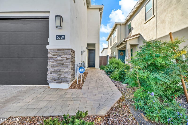 5069 Anderson Dr, Scottsdale, AZ 85254