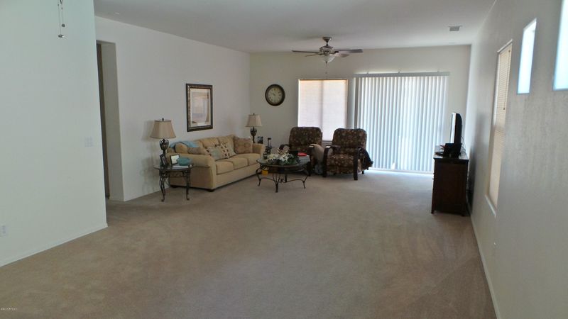 507 E Goldmine Ln, San Tan Valley, AZ 85140