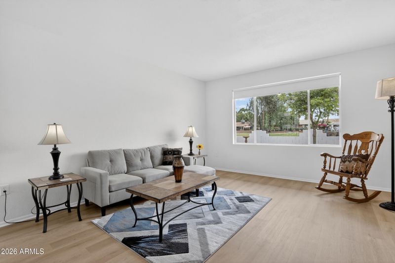 507 S Clearview Ave, Mesa, AZ 85208