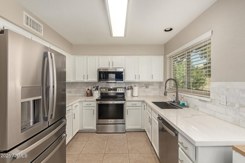 507 Sierra Madre Ave, Gilbert, AZ 85233