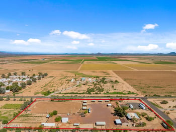 50702 W Hector Rd, Aguila, AZ 85320