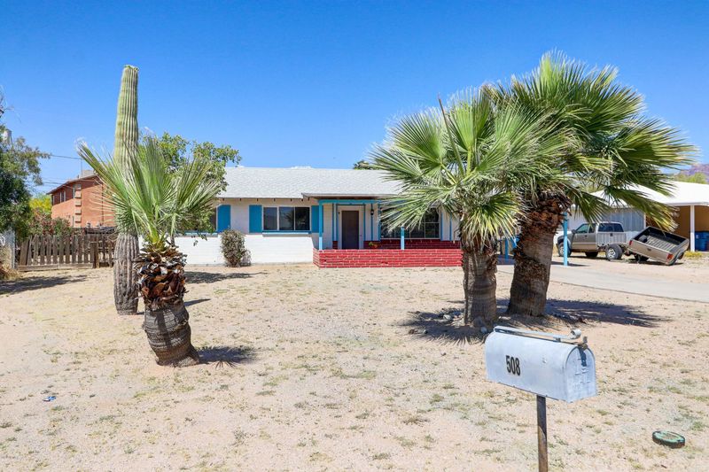 508 E Desert Ave, Apache Junction, AZ 85119