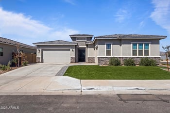 5080 182nd Ln, Litchfield Park, AZ 85340