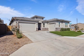 5080 182nd Ln, Litchfield Park, AZ 85340