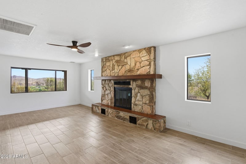 50824 296th Ave, Wickenburg, AZ 85390