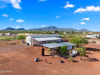 50828 W Long Rifle Rd, Aguila, AZ 85320