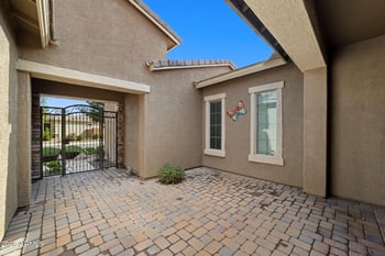 5088 Wade Dr, Gilbert, AZ 85298