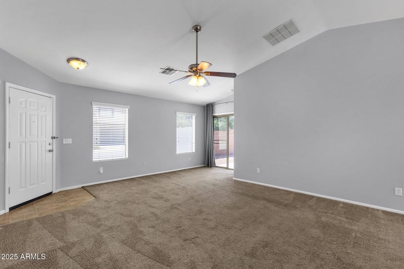 509 Daniella Dr, San Tan Valley, AZ 85140