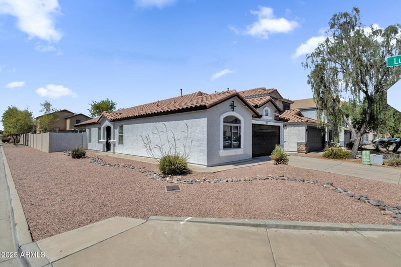 509 Daniella Dr, San Tan Valley, AZ 85140