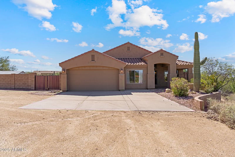 509 Seco Pl, Phoenix, AZ 85086