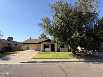 509 W Santa Cruz Dr, Tempe, AZ 85282