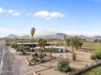 50907 Iver Rd, Aguila, AZ 85320