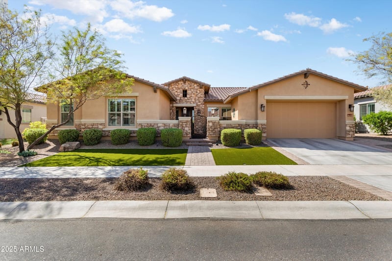 5094 205th Glen, Buckeye, AZ 85396