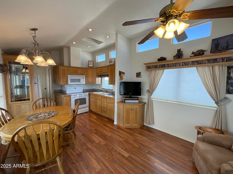 51 Iron Ore Dr, Apache Junction, AZ 85119