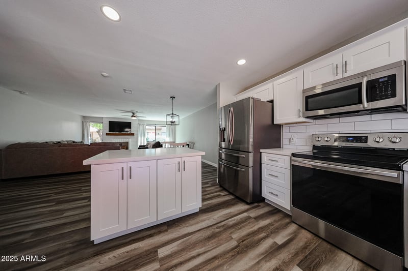 51 Leisure World --, Mesa, AZ 85206