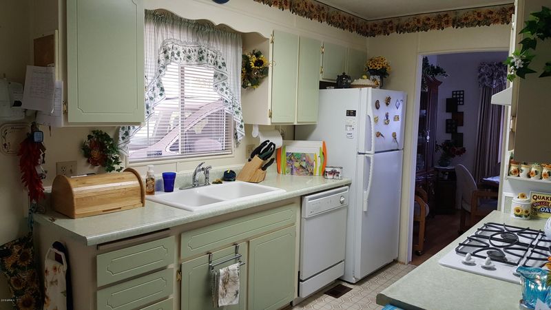 51 S 72nd Pl, Mesa, AZ 85208