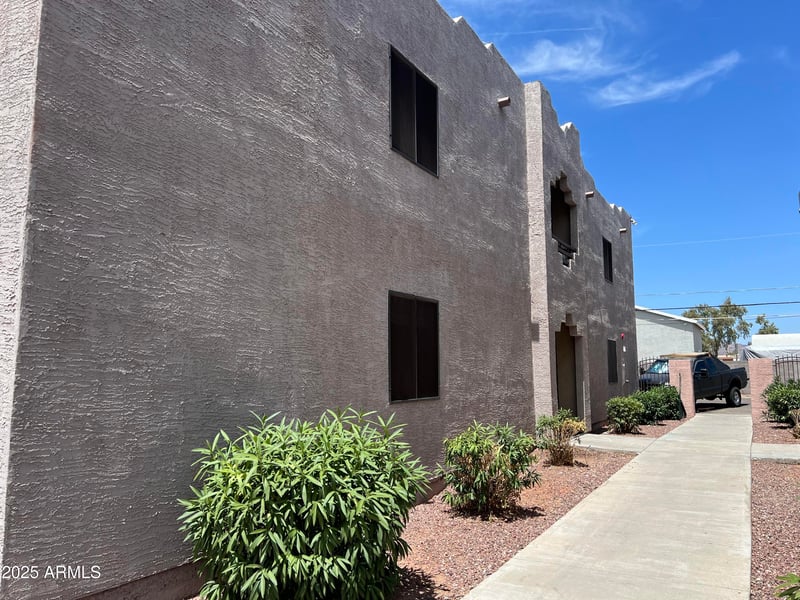 510 10th Ave #B1, Apache Junction, AZ 85119