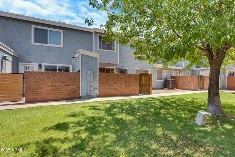 510 Alma School Rd #141, Mesa, AZ 85201