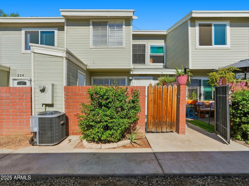 510 Alma School Rd #223, Mesa, AZ 85201