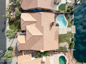 510 Lagoon Dr, Gilbert, AZ 85233