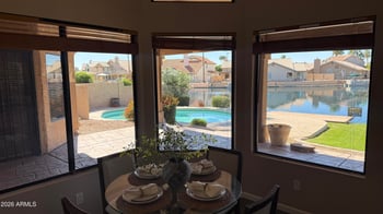 510 Lagoon Dr, Gilbert, AZ 85233