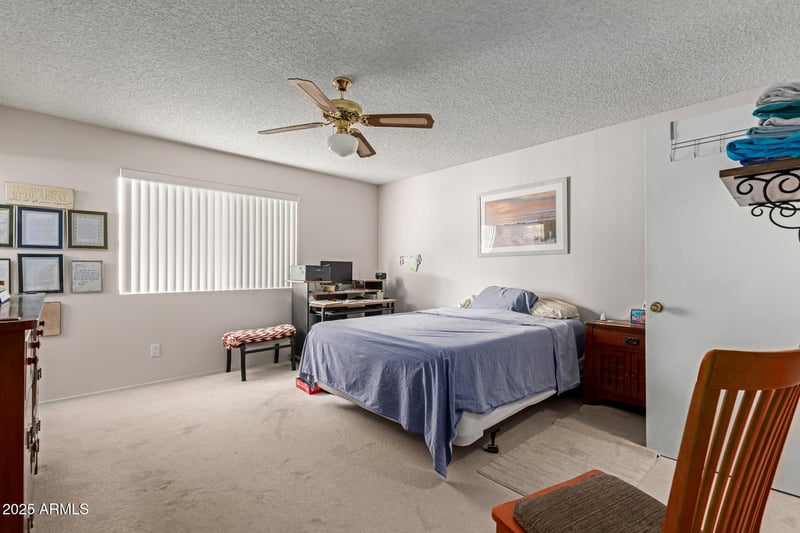 510 Mohawk Ln, Phoenix, AZ 85027