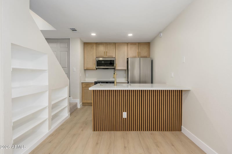 510 N Alma School Rd #163, Mesa, AZ 85201
