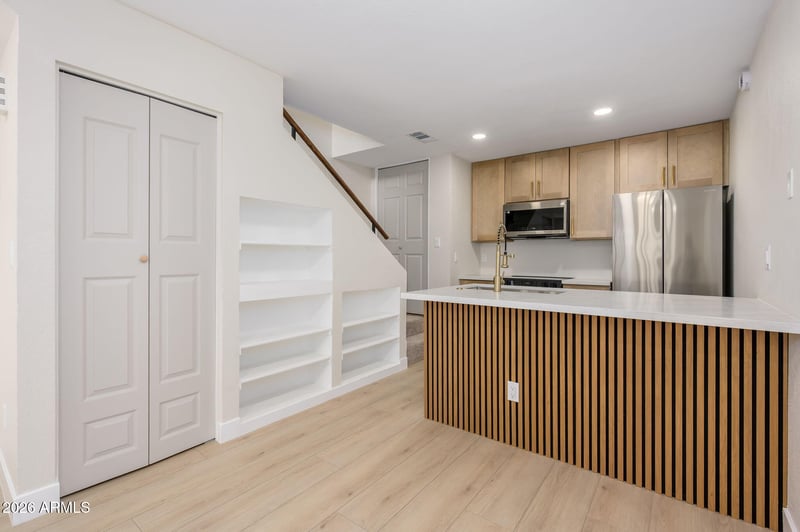 510 N Alma School Rd #163, Mesa, AZ 85201