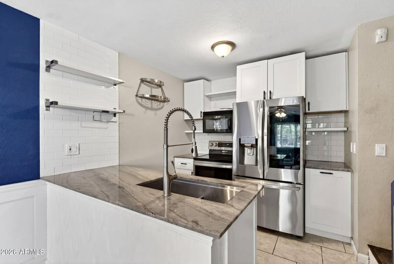 510 N Alma School Rd #210, Mesa, AZ 85201