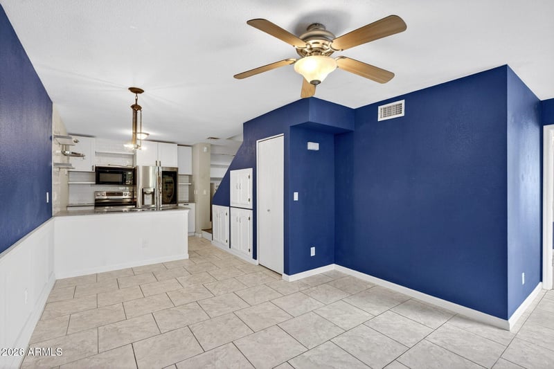 510 N Alma School Rd #210, Mesa, AZ 85201