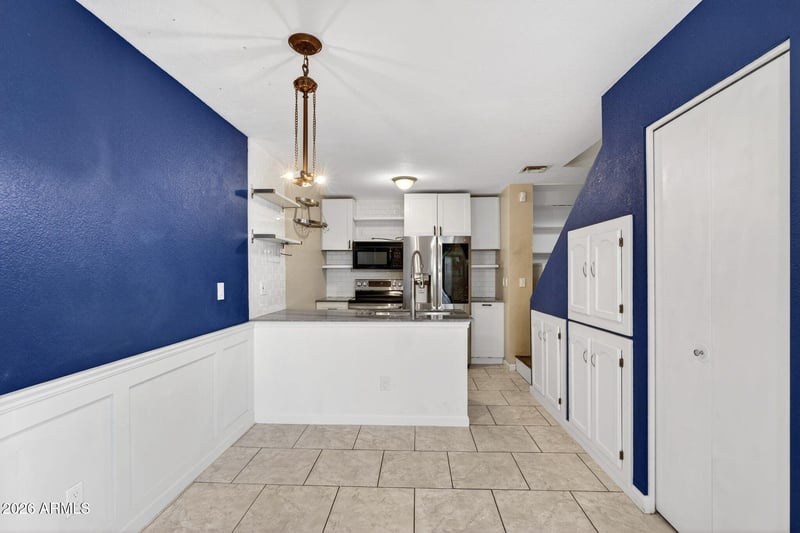 510 N Alma School Rd #210, Mesa, AZ 85201