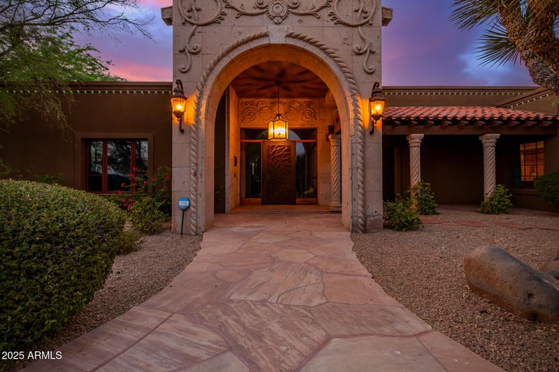 5100 Cloud Rd, Cave Creek, AZ 85331
