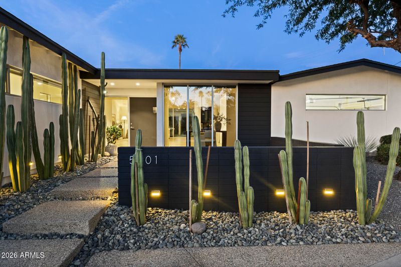 5101 N 33rd St, Phoenix, AZ 85018