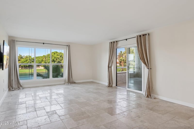 5102 31st Pl #425, Phoenix, AZ 85016