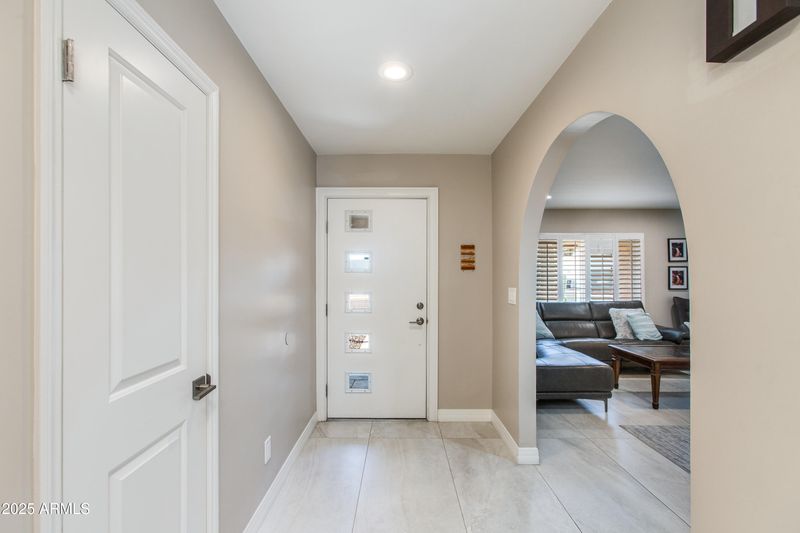 5102 E Charter Oak Rd, Scottsdale, AZ 85254